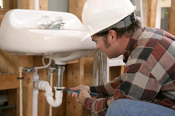 Quality Plumber Services for Long Lasting Plumbing Fixes