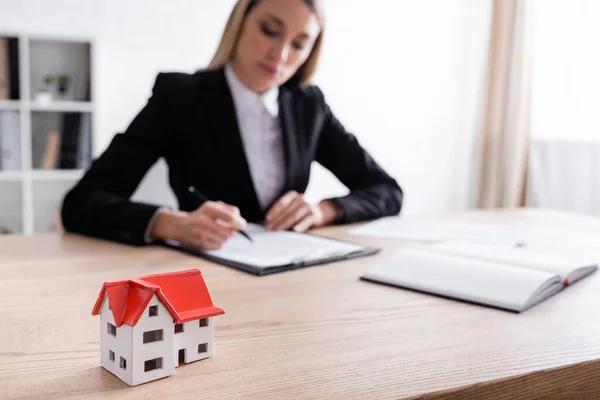 Strategic Business and Real Estate Lawyer for Entrepreneurs