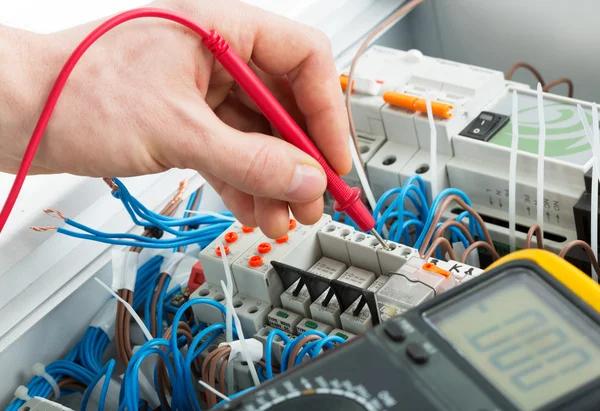 Customized Electrical Services in Des Moines for Every Electrical Need