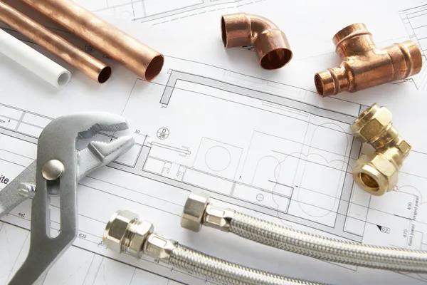 Knowing When to DIY and When to Call a Professional Plumber